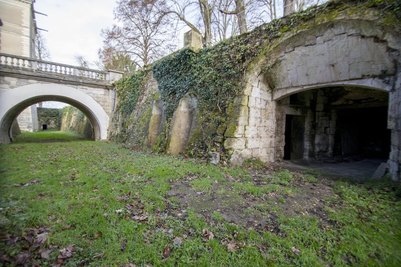 Vernantes Chateau De Jalesnes المظهر الخارجي الصورة